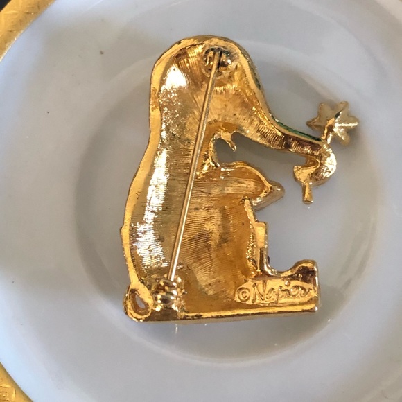 Vintage NAPIER BABY ELEPHANT Brooch ~ BOOK PIECE ✨ - Picture 4 of 8